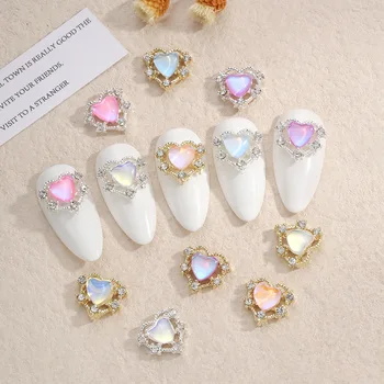 10 шт. Kawaii Aurora Дизайнерские подвески в форме сердца для дизайна ногтей Аксессуары из сплава Драгоценные камни Ювелирные изделия для многоцветных ногтей Горный хрусталь